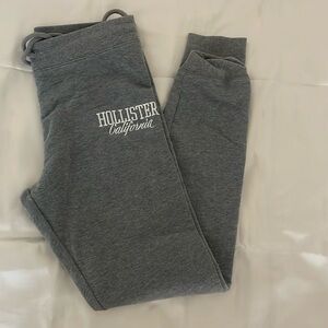 Hollister grey sweats size small been worn once